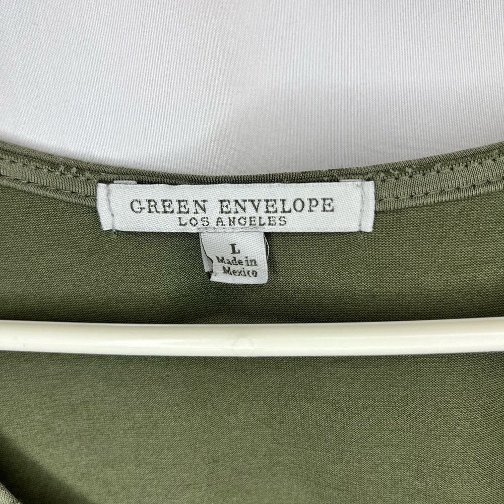 Shirt - Picture 2 of 3
